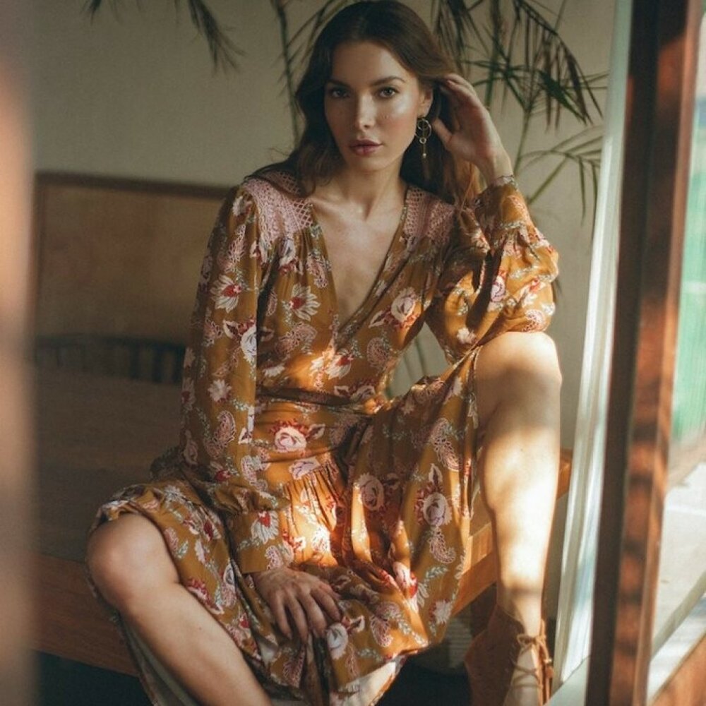 PALMA AUSTRALIA Elsie Long Sleeve Tiered Maxi Dress R$300 - Picture 4 of 9